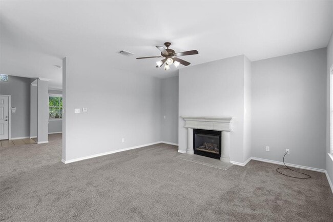 Building Photo - 2820 Mission Tejas Dr