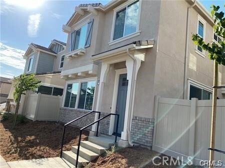 Building Photo - 5585 Valencia Dr