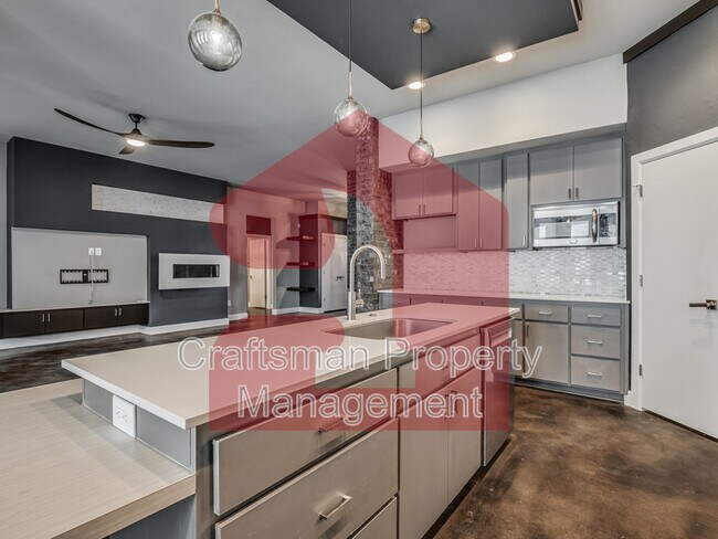 Building Photo - 17413 Melville Ln