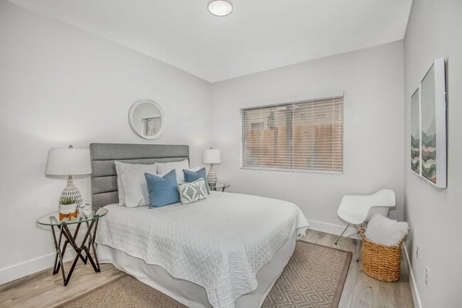 Building Photo - Mt. Tabor Villas