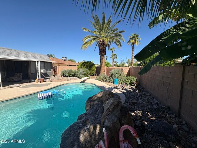 Building Photo - 16425 N Orchard Hills Dr