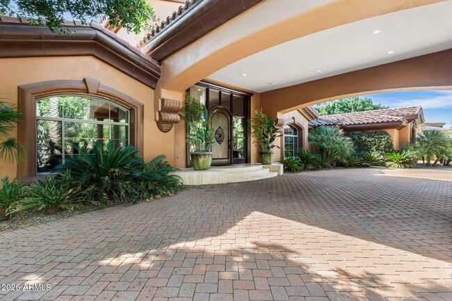 Building Photo - 11571 E Cochise Dr