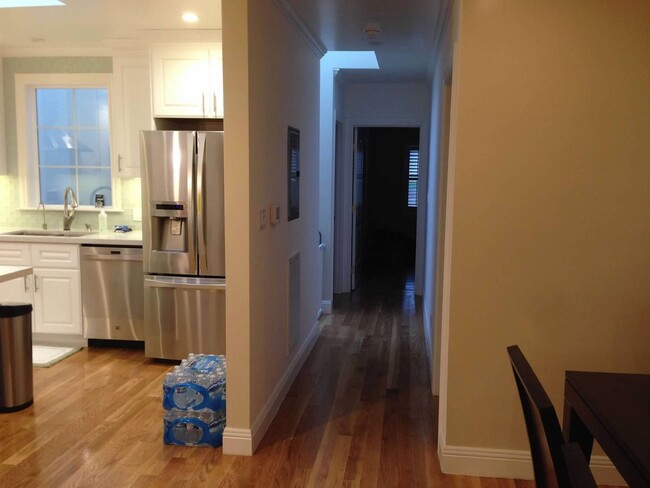 Building Photo - Completely Renovated Sunset Four Bedroom &...