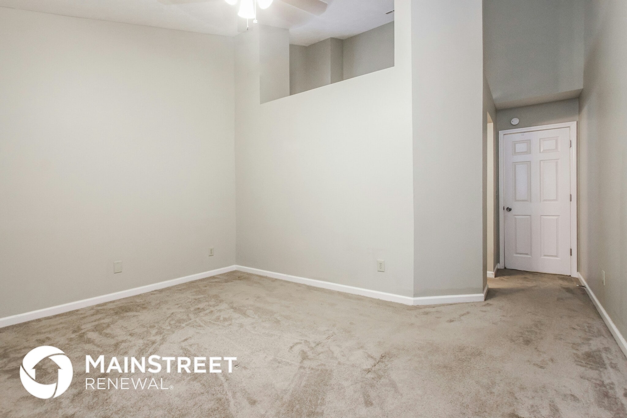 Building Photo - 2037 Lohr Dr