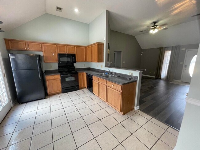 Building Photo - 1428 Radley Cove