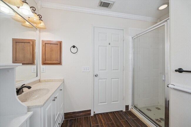 Building Photo - 17610 Prospect Meadows Dr