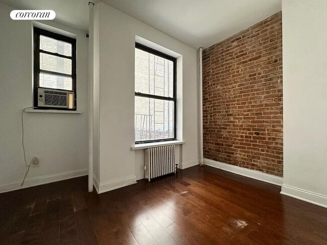 Building Photo - 1577 York Ave