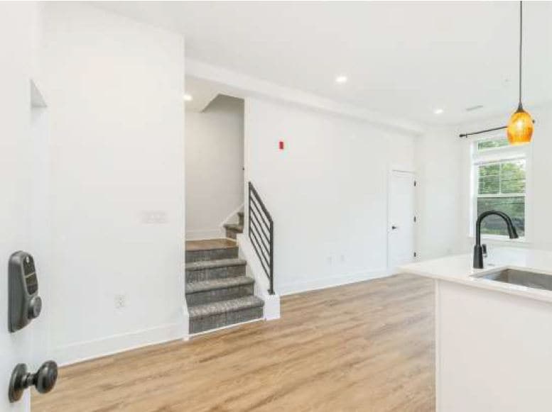 Building Photo - 3680 Indian Queen Ln