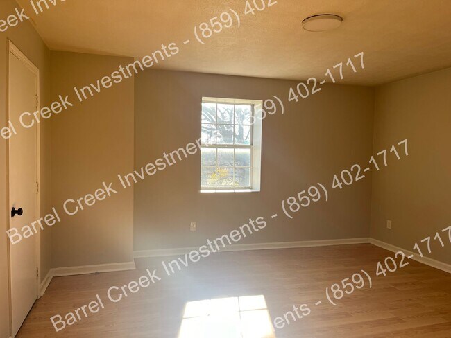 Building Photo - 508 N Main St