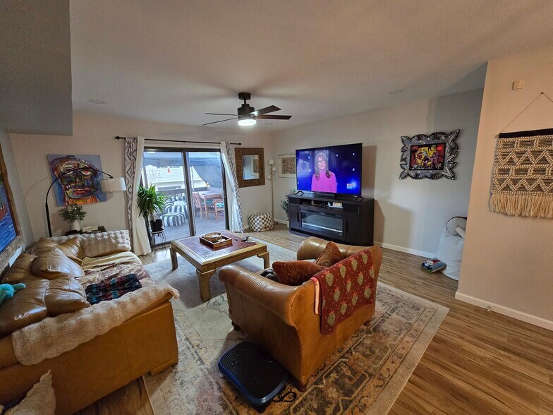 Building Photo - 51 Queens Way