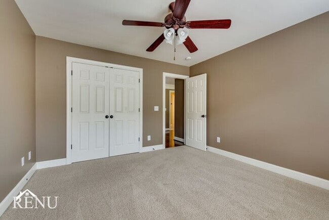 Building Photo - 1338 Sweetwater Dr