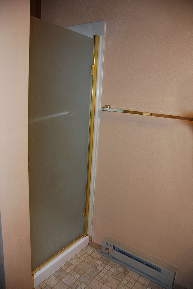 Building Photo - 168 S Coeur d'Alene St