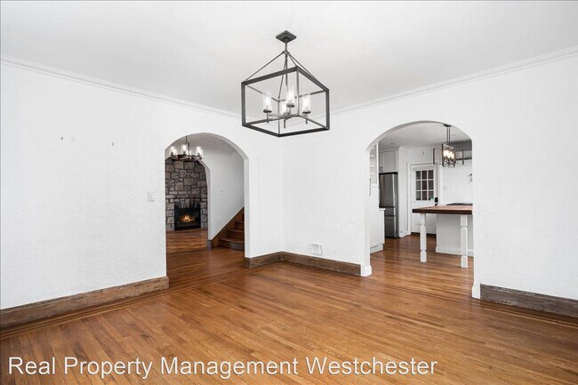 Building Photo - 5 br, 3.5 bath House - 156 Chittenden Avenue