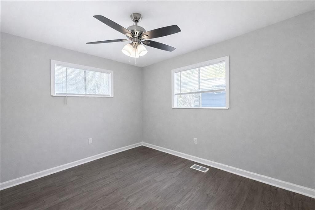 Building Photo - 2146 Brookview Dr NE