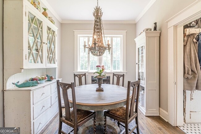 Building Photo - 1878 Cambridge Ave