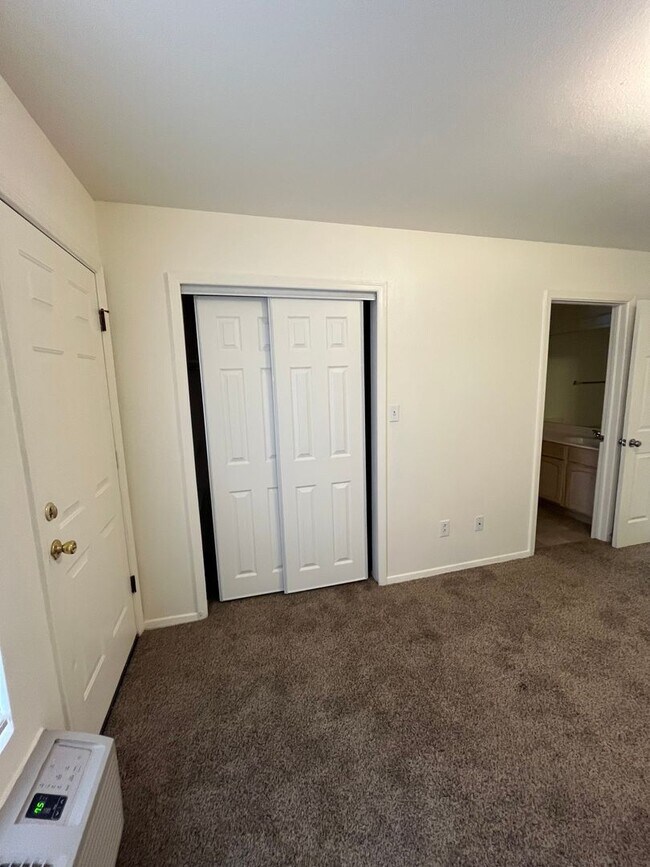 Building Photo - 4821 Sonoma Ranch Blvd