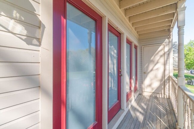 Building Photo - 2 Bed 2 Bath Condo in Charlotte