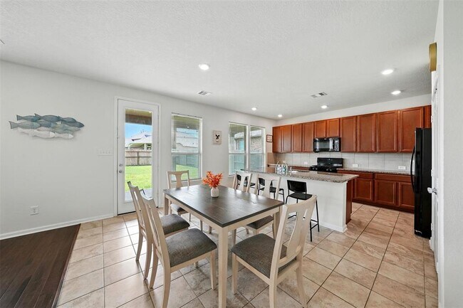 Building Photo - 15410 Rosehill Summit Ln