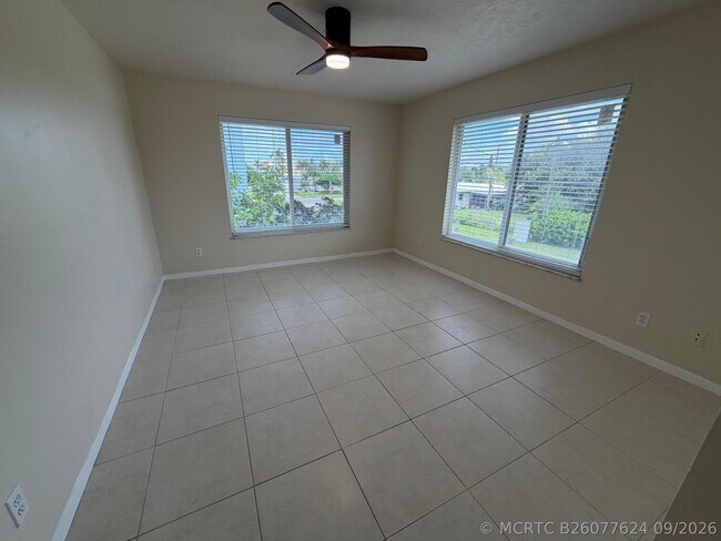 Building Photo - 1180 Carlton Ct