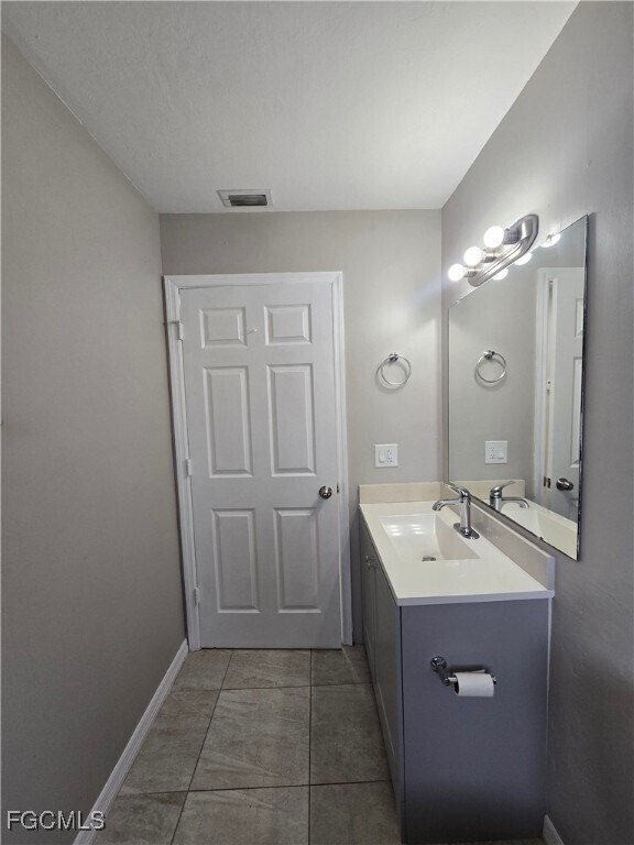 Building Photo - 4815 Triton Ct E