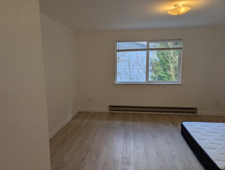 Building Photo - 4617 80th St NE