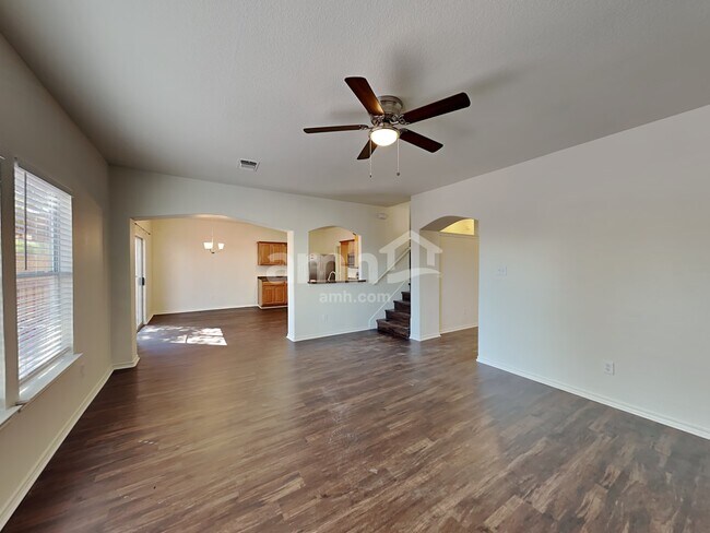 Building Photo - 318 Roswell Cyn