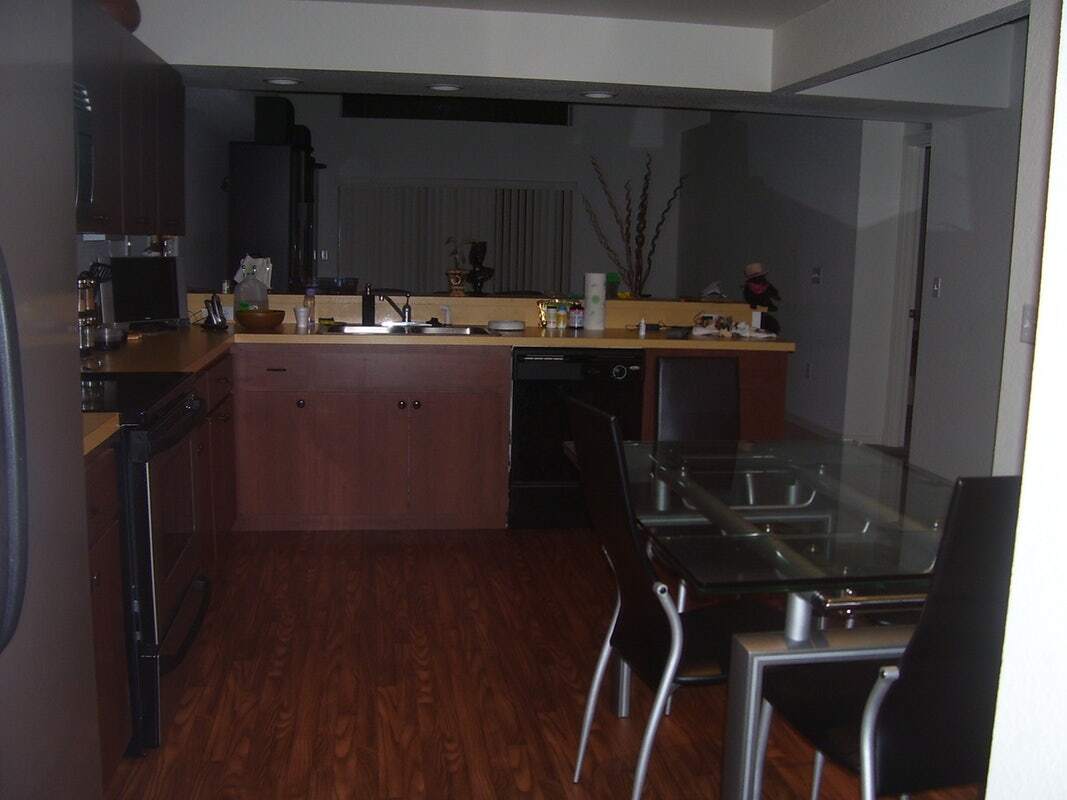 Building Photo - 7166 Summit Dr