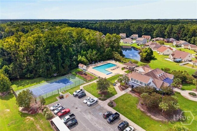 Building Photo - 100 Cotton Bluff Ct