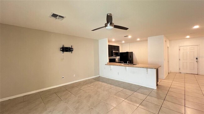 Building Photo - 9017 Alba Ln