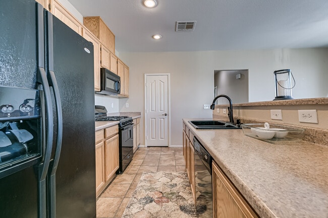 Building Photo - 6255 W Arby Ave