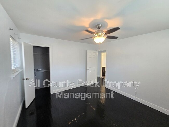 Building Photo - 1605 S Mack Smith Rd