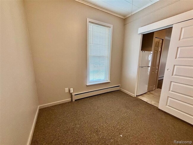 Building Photo - 65 N Washington St