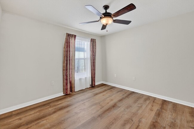 Building Photo - Home for rent