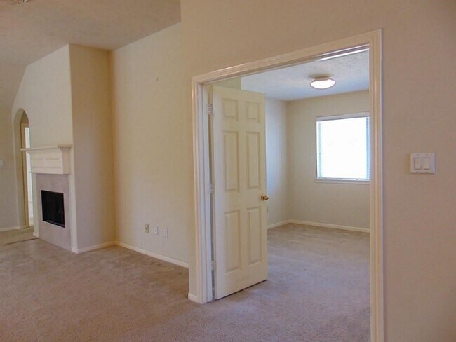 Building Photo - 11102 Creekline Meadow Ct