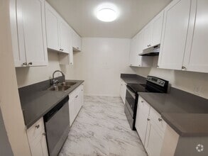 Building Photo - 1 Month Free! Fully Renovated 1-Bedroom Ap...