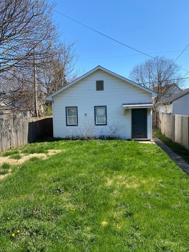 Building Photo - Renovated Single Family in Franklinton!