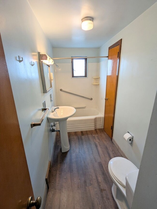 Building Photo - 258 Edmond St