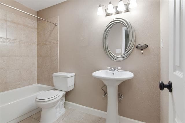 Building Photo - 2502 Cranberry Ln