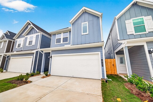 Building Photo - 28142 Meadowlark Sky Dr