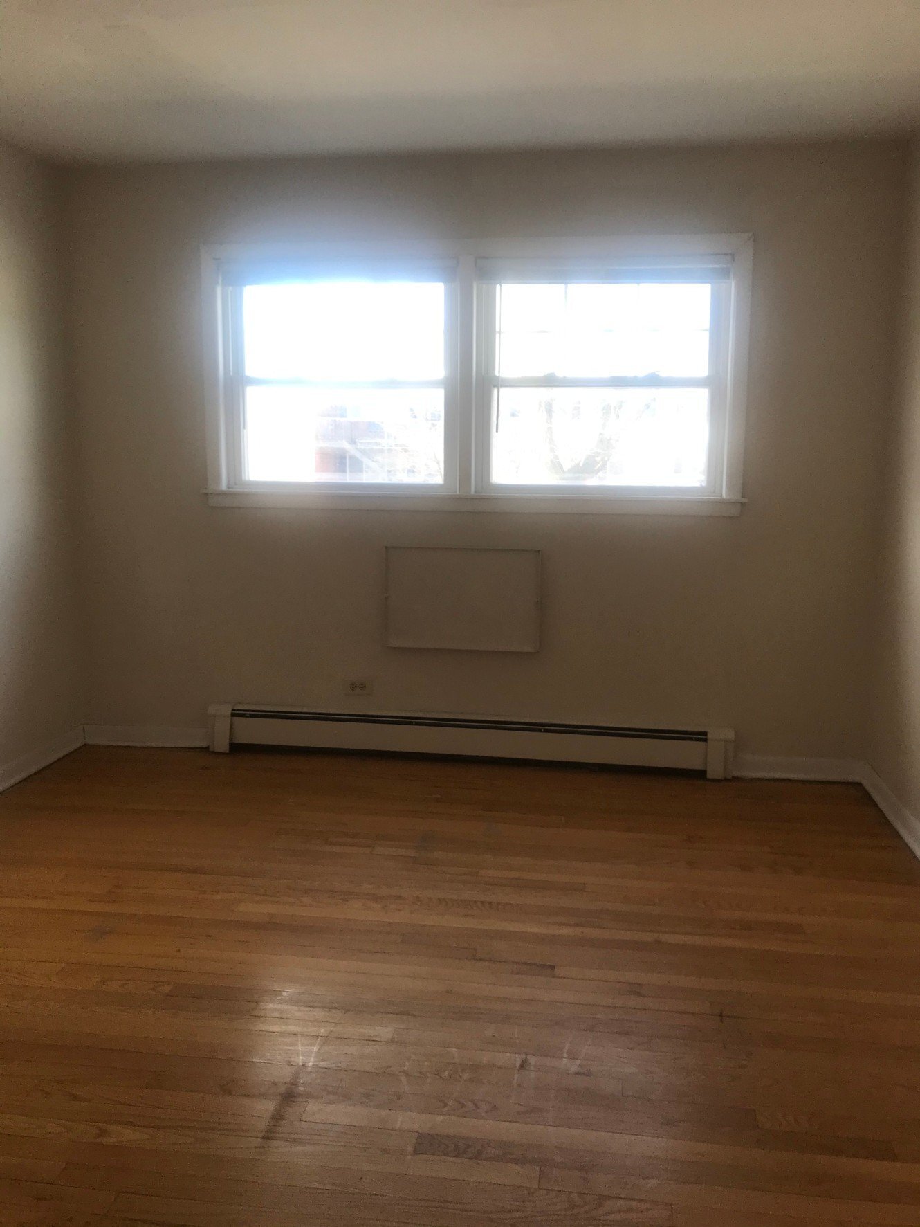 Building Photo - 156 Asbury Ave