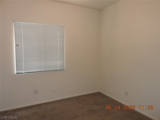 Building Photo - 521 W Dolphin Peak Ct