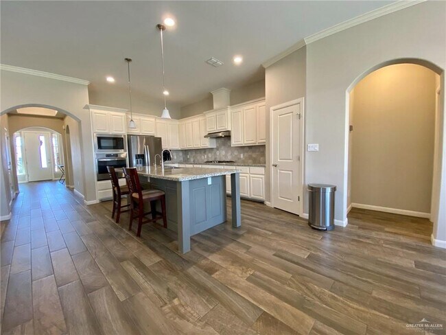 Building Photo - 5208 Escondido Pass