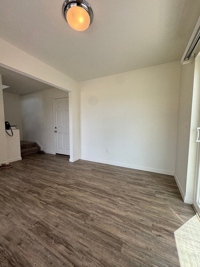 Building Photo - 5836 Thurless Ln