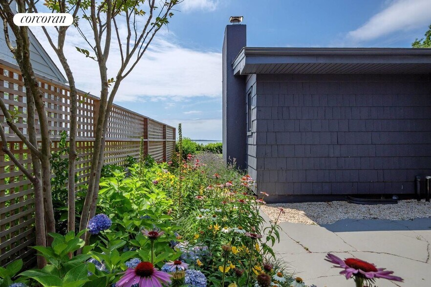 Building Photo - 23 Cliff Dr