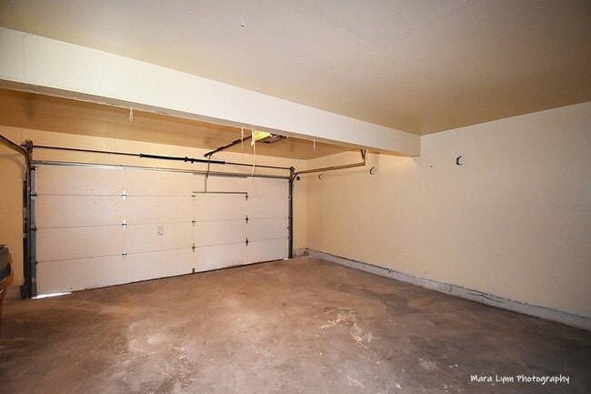 Building Photo - 374 Juniper Tree Ct