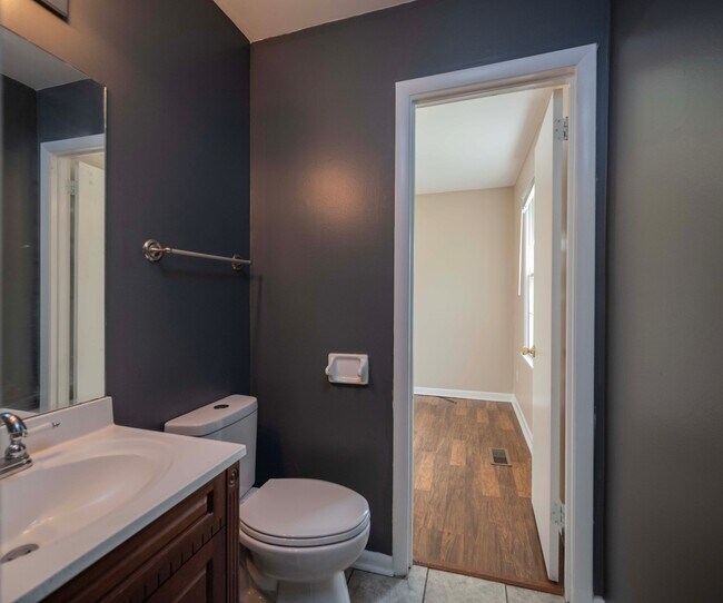 Building Photo - 408 Wheeler Ave