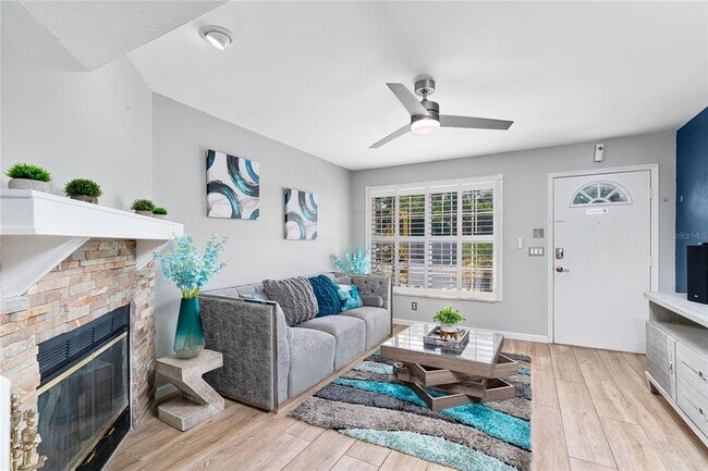 Building Photo - 2304 Fletchers Point Cir
