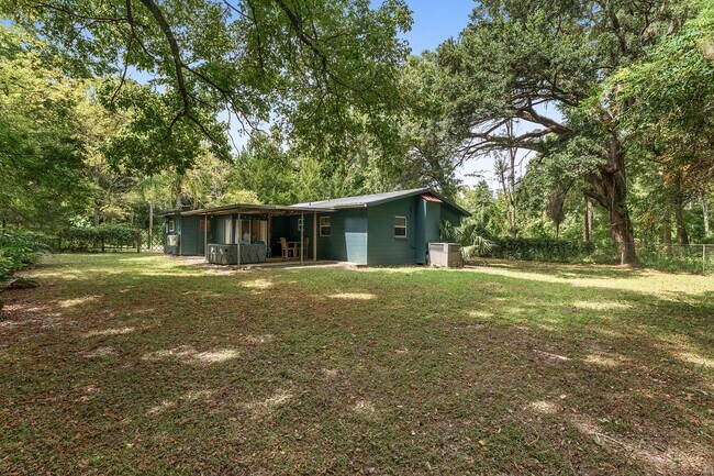 Building Photo - 4311 SW 44th St