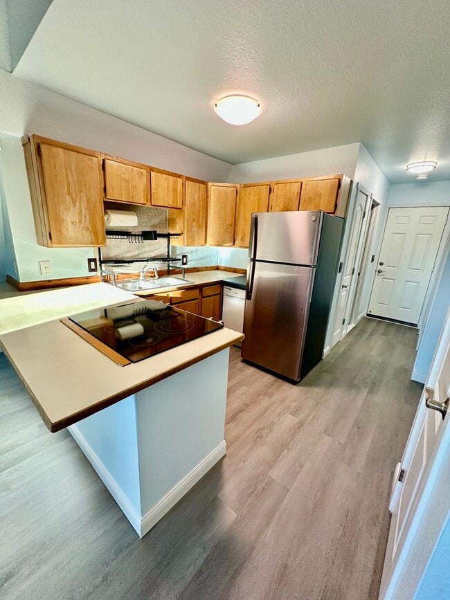 Building Photo - 2 Bed, 1 Bath A-Frame for Rent!