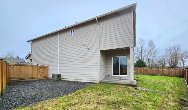 Building Photo - Spacious Marysville Home Available Now for...